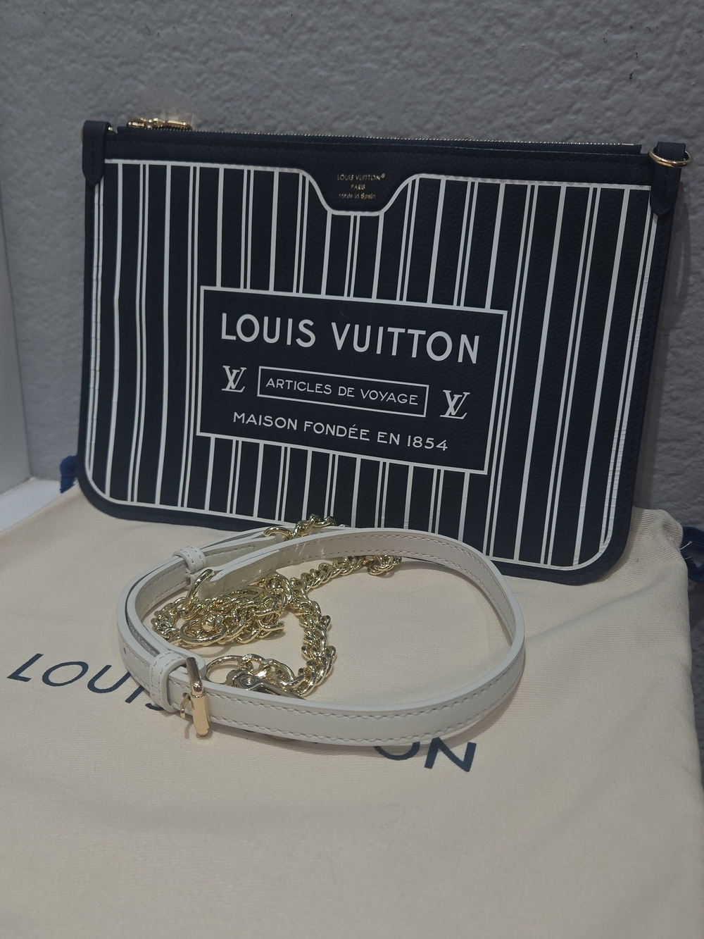 Louis Vuitton Navy Inside Out Neverful Pouch